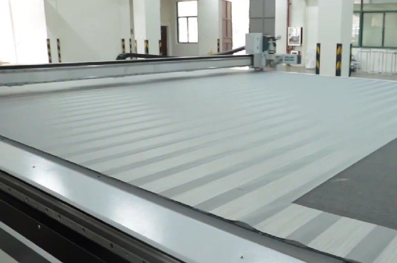 ताररहित दोहरी परत रोलर शेड्स दिन और रात ज़ेबरा रोलर ब्लाइंड्स लाइट फ़िल्टरिंग