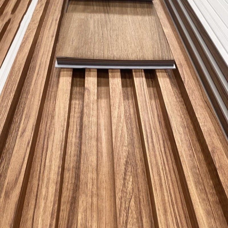 कारखाना इनडोर सजावट पीवीसी कोटिंग क्लैडिंग वॉल बोर्ड WPC इंटीरियर फ्लोटेड वॉल पैनल