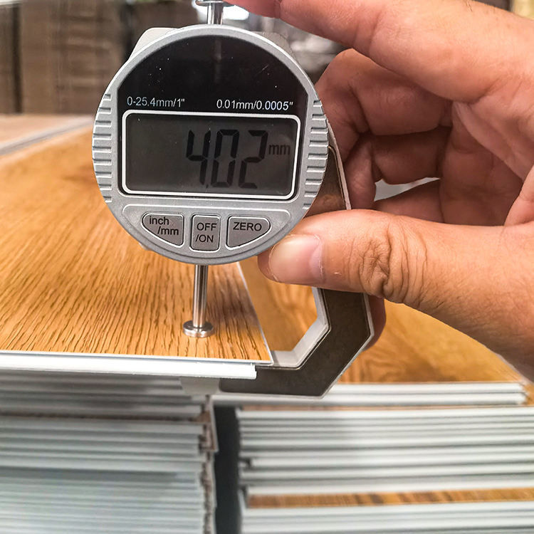 4 मिमी 180*1220 मिमी पीवीसी विनाइल फर्श पीसो एसपीसी क्लिक जलरोधक प्लास्टिक एसपीसी फर्श