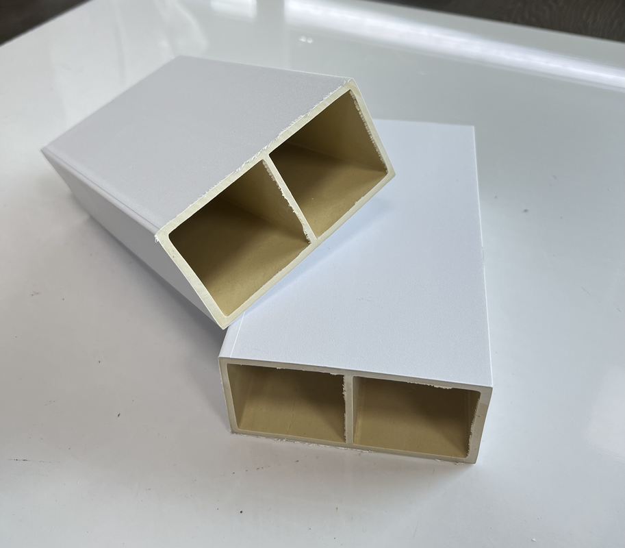 पर्यावरण के अनुकूल इनडोर खोखले स्क्वायर पीवीसी ट्यूब कॉलम वुड प्लास्टिक टिम्बर डब्ल्यूपीसी ट्यूब विभाजन के लिए