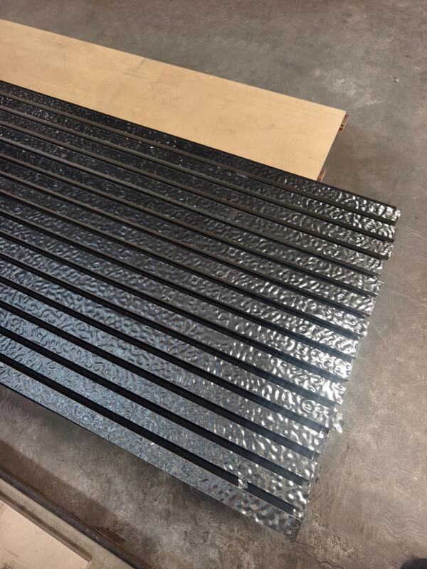 आधुनिक ध्वनि अवशोषित ध्वनिक पैनल 3 डी वाटर रिपल स्लेट ग्रिल होटल स्टूडियो के लिए ध्वनिरोधी