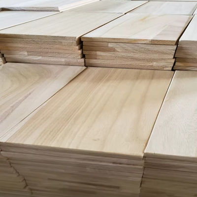 मार्शल आर्ट्स ब्रेकिंग बोर्ड्स प्रदर्शन के लिए ताइक्वांडो बोर्ड