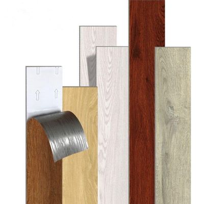 सेल्फ एडहेसिव वाटरप्रूफ पीवीसी फ्लोरिंग स्टिक DIY विनाइल फ्लोरिंग इनडोर डेकोर ऑफिस बिल्डिंग में